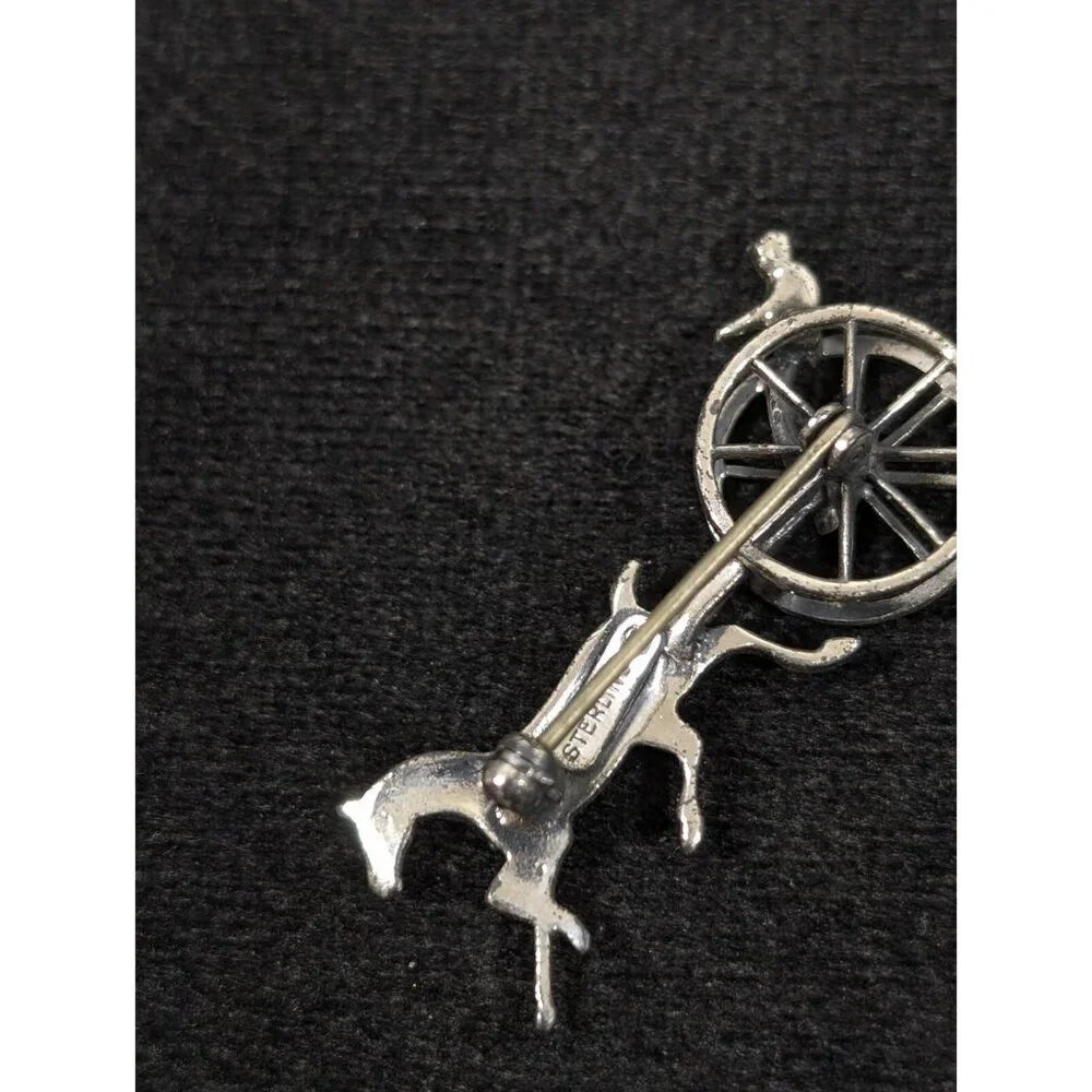 VTG Dancraft Felch Co Sterling Silver 925 Horse Racing Chariot‎ Brooch Pin 1.5